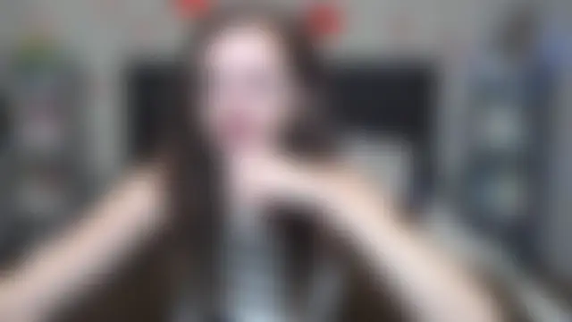 צ'אט XXX בשידור חי של MeganPirs