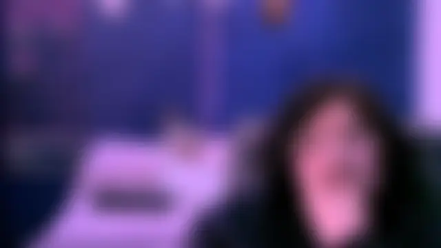 NinaYellow Adlı Modelin Canlı XXX Sohbeti
