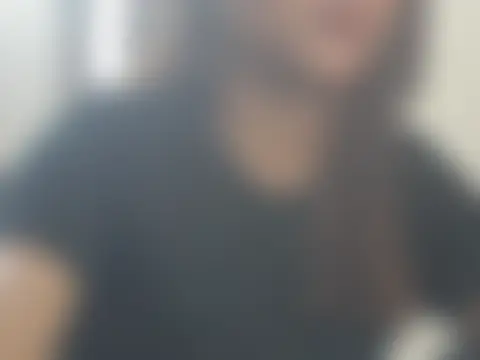 חדר צ'אט בשידור חי של NancyRuvi