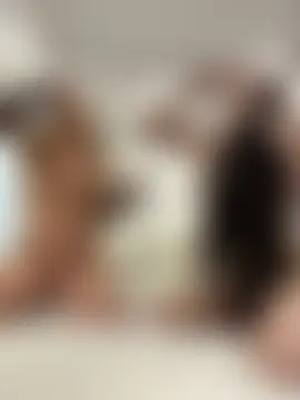 Pokazy przed seks kamerką na żywo – IsabellaEtthan
