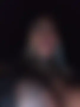 הופעת סקס קאם בשידור חי של DarkDea