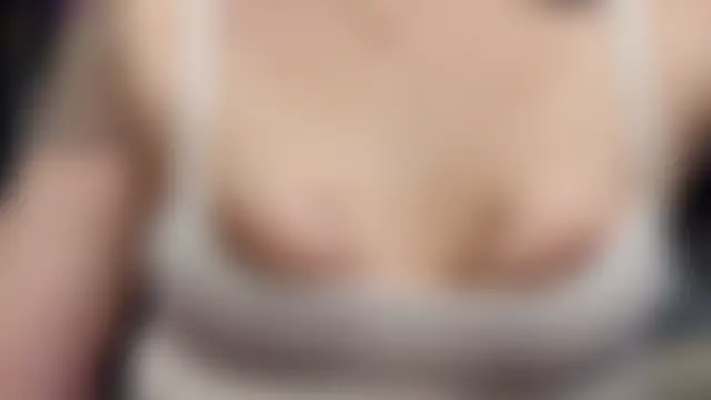 Chat XXX en directo de emily_is_here_