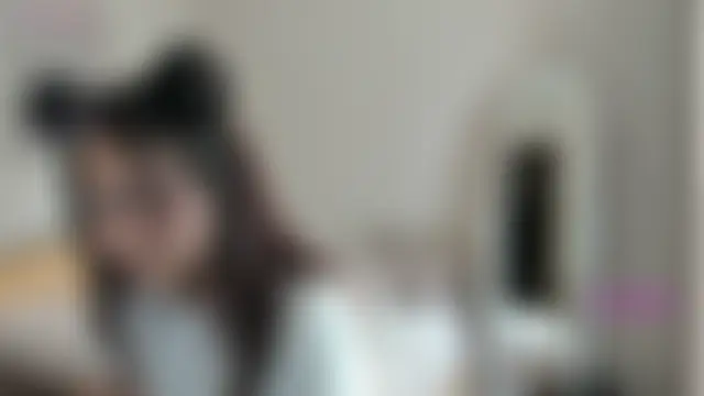 Chat XXX en directo de Tiny_Sparkling
