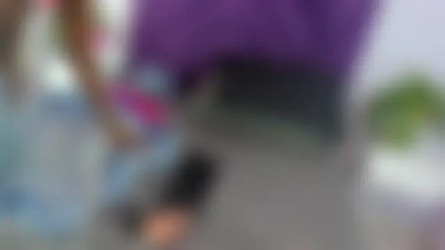 غرفة دردشة Aprilberri المباشرة