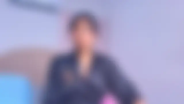 anisha_x élő chatszobája