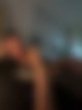 Chat XXX en directo de ElliemaiX