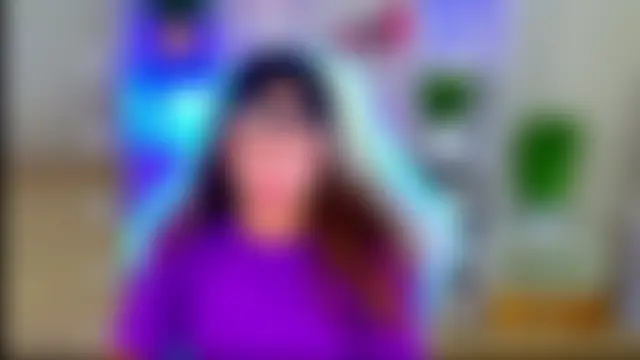 NadinnL's Live Webcam Chat