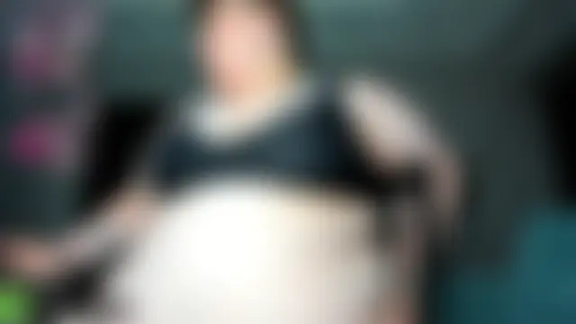 XXX chat uživo modela Sew_Sunny