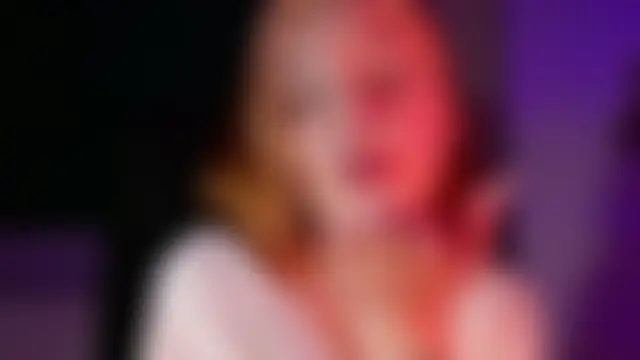 Sala de chat ao vivo de ClaireMathis