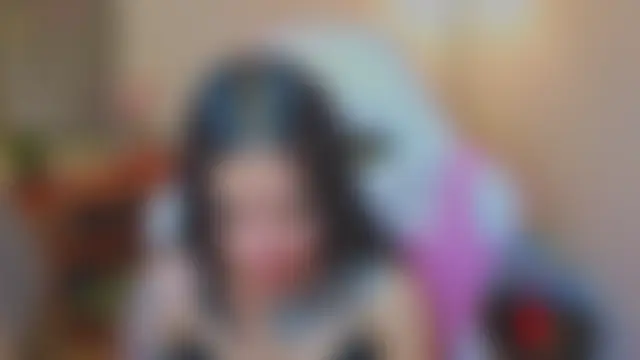 Nicole_Foxx_ Adlı Modelin Canlı XXX Sohbeti