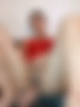 Danni_shy – Naživo chatovacia miestnosť