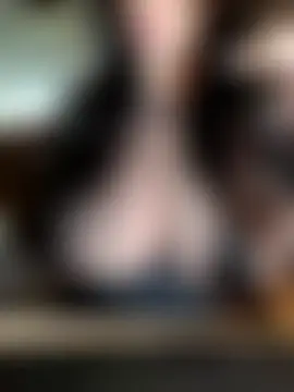 Penelope_Moretti's Live Chat Room