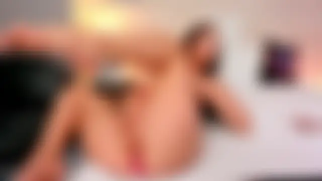 Chat +18 de CharmingAnnie ao vivo