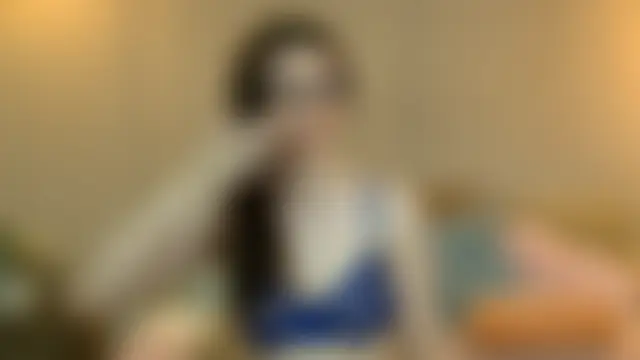 EllieWest লাইভ XXX চ্যাট