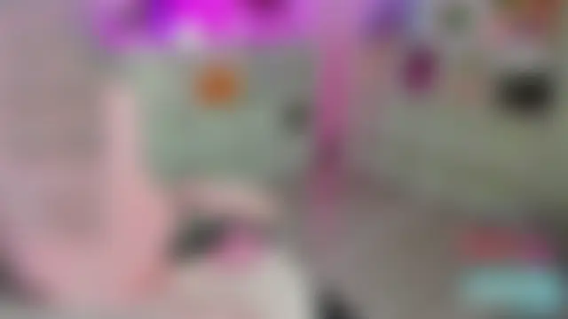 Golden__Whisper's Live Chat Room
