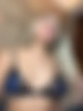 MiaBlonde1's Live Webcam Chat