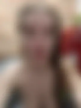 SluttyBanana Adlı Modelin Canlı XXX Sohbeti