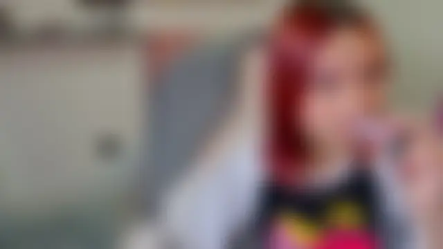 Megam_white élő chatszobája