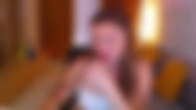 Živá chatovací místnost mia_bloomy