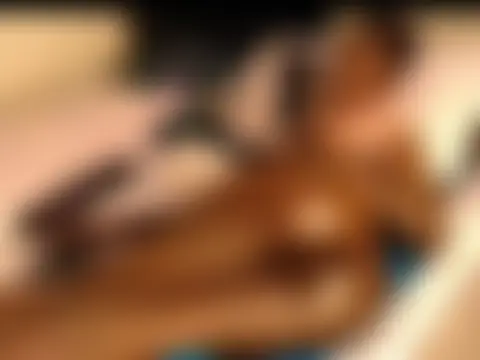 XXX chat uživo modela Honeyflame2