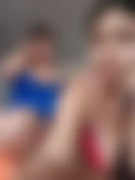 XXX chat uživo modela Sara_y_Amy