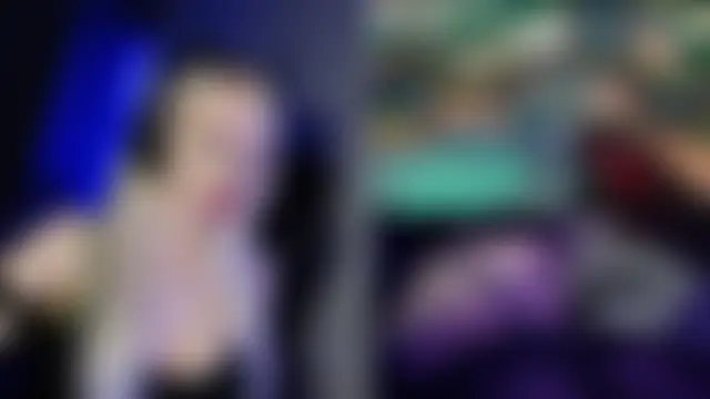 ห้องแชทสดของ roxxyrowe