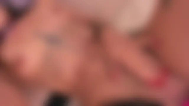 Chat +18 de Crystal_Rose__ ao vivo