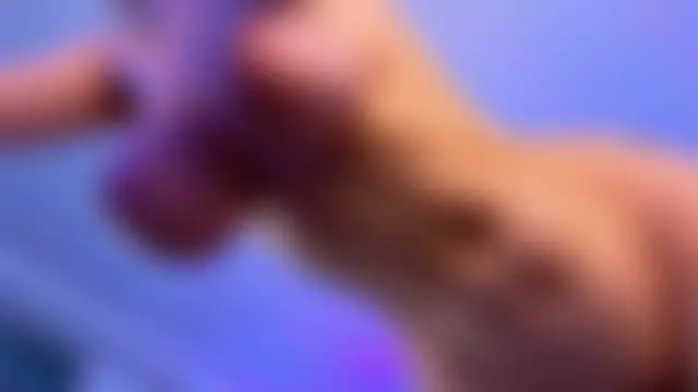 HotBustyBabeX 现场聊天室