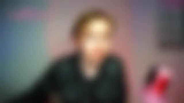 KinkyMissCherry: δωμάτιο απευθείας συνομιλίας