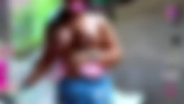 צ'אט XXX בשידור חי של SandraMilano