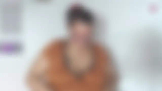 XXX chat uživo modela BiirdyDavis