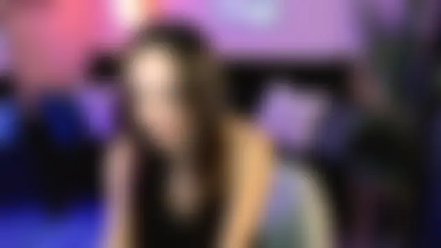 צ'אט XXX בשידור חי של ChloeSunny