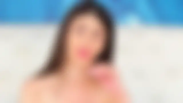 دردشة SkinnyDolly الجنسية المباشرة