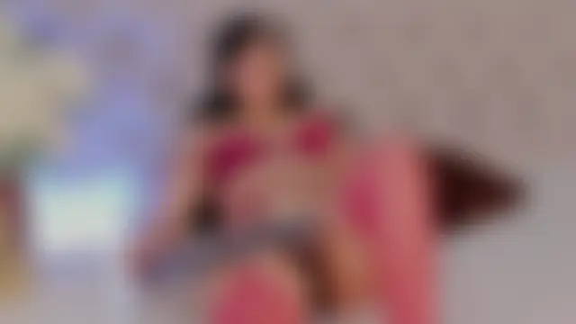 LiiaBloom Adlı Modelin Canlı XXX Sohbeti