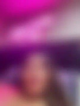 Chat +18 de sexyyykloee ao vivo