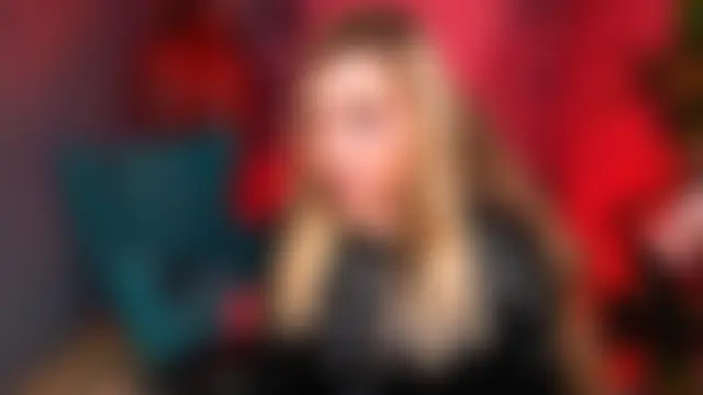 Chat +18 de HyileyClark ao vivo