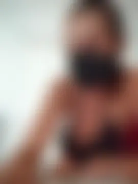 Chat +18 de Akemi_rossi ao vivo