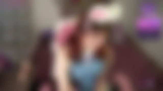 molly_russell's Live XXX Chat