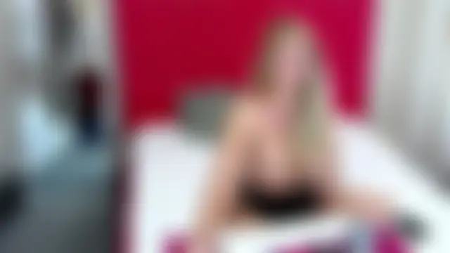 MellanieBliss élő XXX-chatje