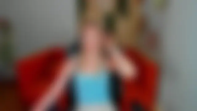 Chat +18 de ElaraVoltage ao vivo