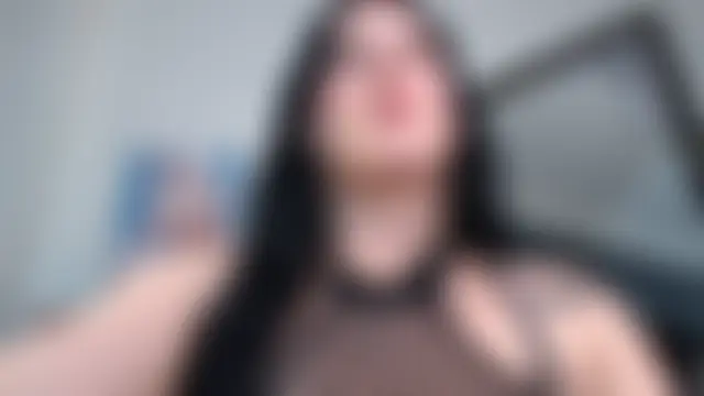 Evelyn_Sheeran Adlı Modelin Canlı XXX Sohbeti