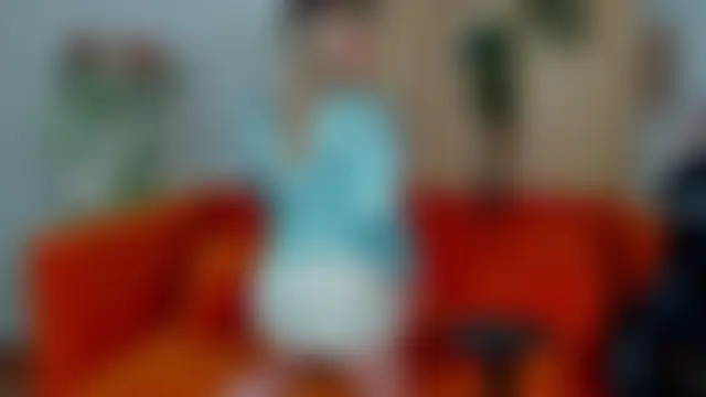 ElaraVoltage Adlı Modelin Canlı XXX Sohbeti