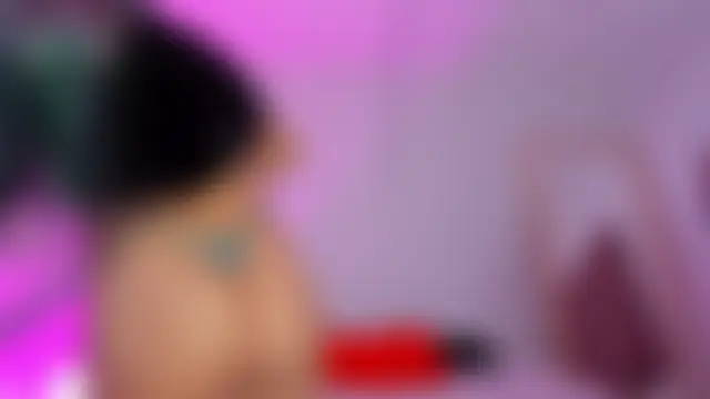 LittleVaale's Live XXX Chat