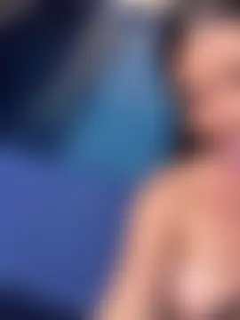 Rafaellaz Live chatroom