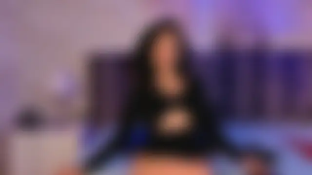 kiara-belle Adlı Modelin Canlı XXX Sohbeti