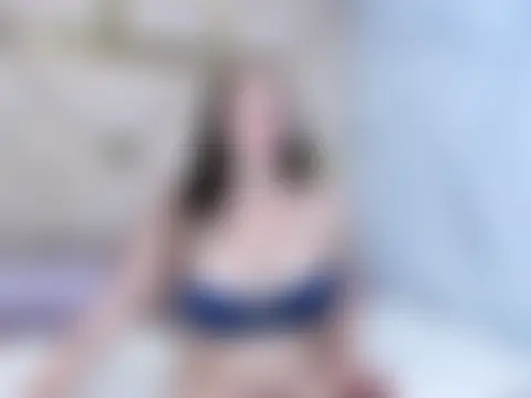 SelenaLuxess Adlı Modelin Canlı XXX Sohbeti