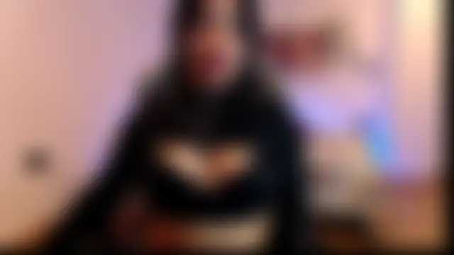 bella_warzon élő XXX-chatje