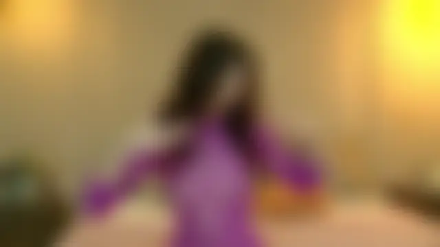 EllieWest live XXX chat