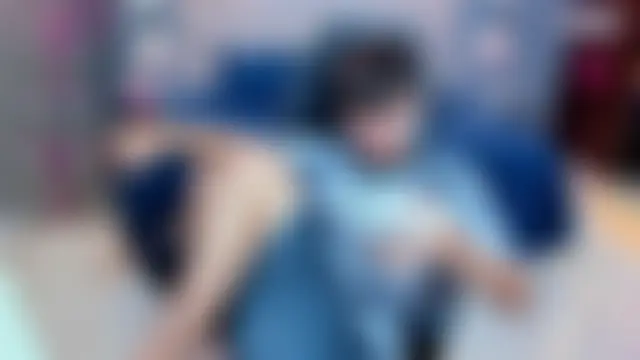 غرفة دردشة Tommy18__ المباشرة