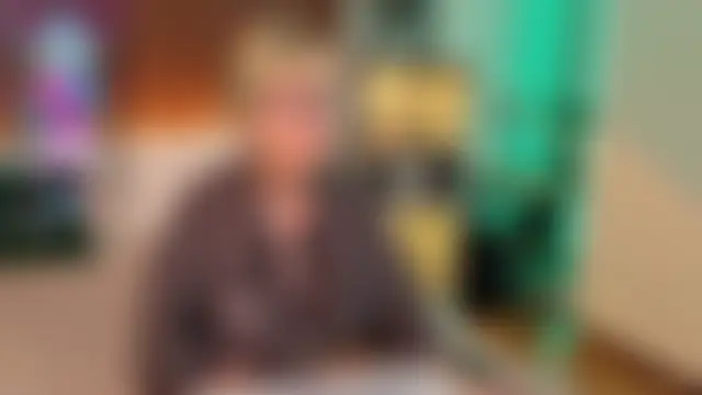 دردشة MoliQin الجنسية المباشرة